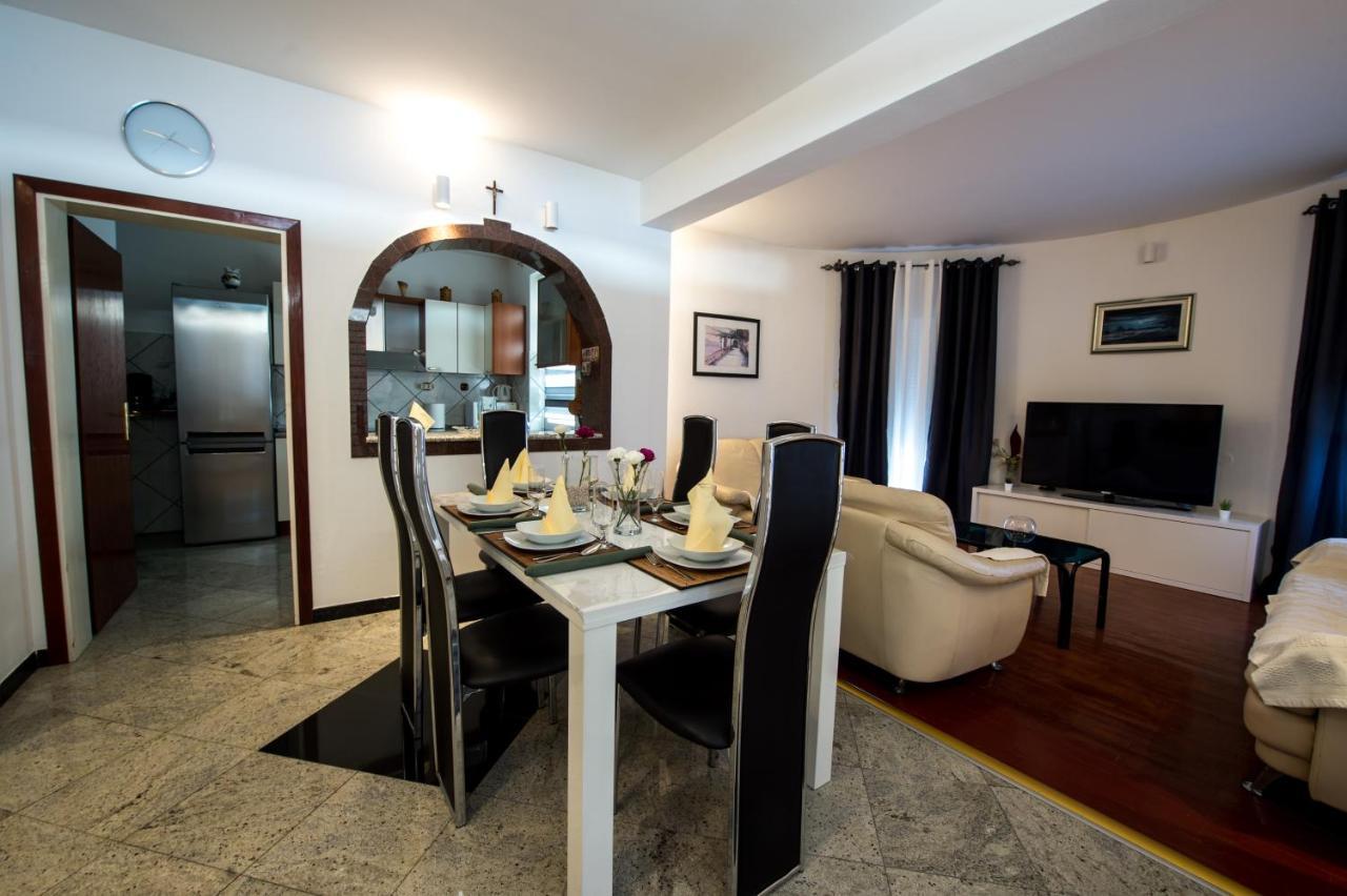 Seaside Apartments With A Swimming Pool Zecevo Rtic, Rogoznica - 8366 Exterior foto