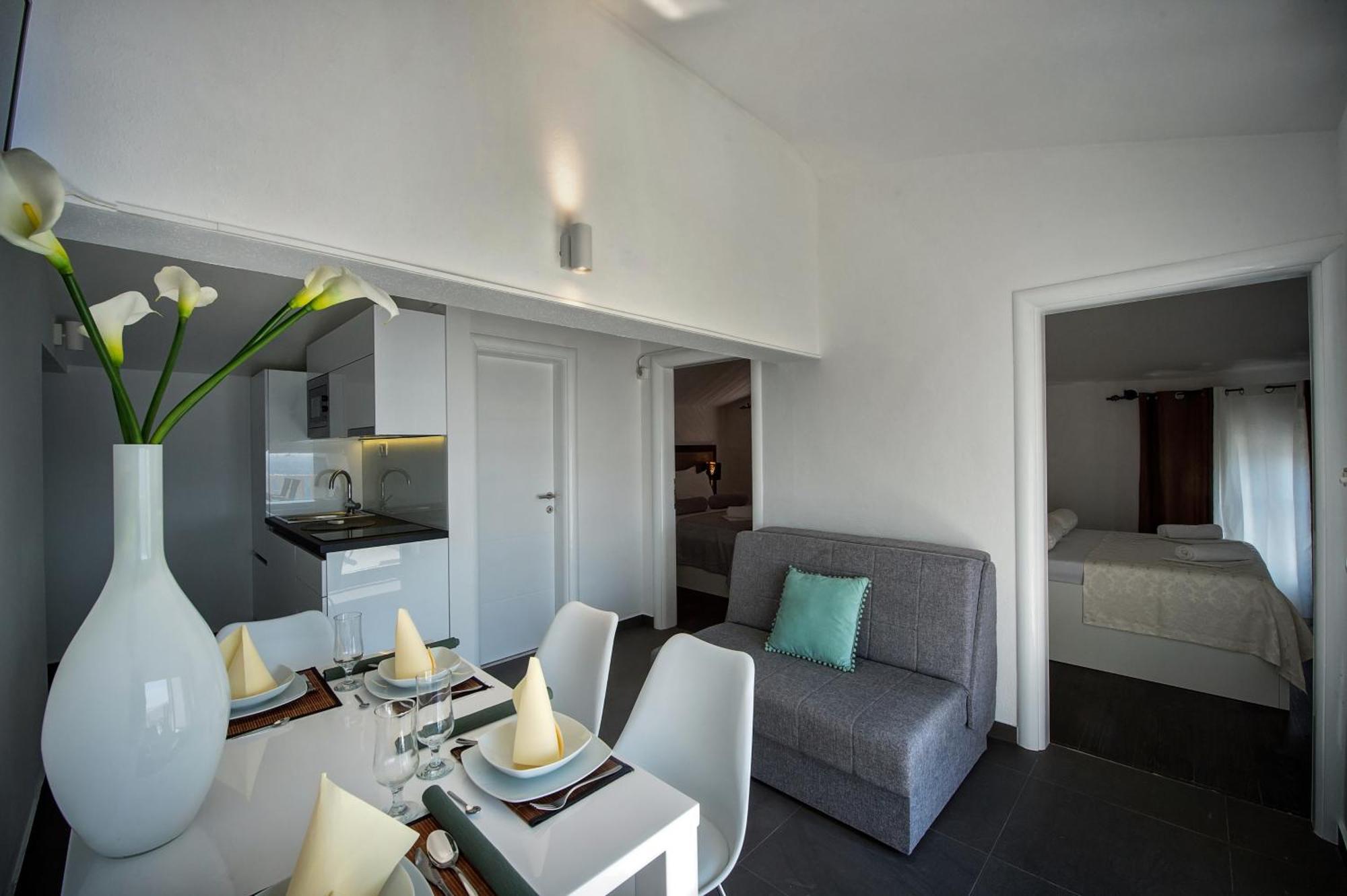 Seaside Apartments With A Swimming Pool Zecevo Rtic, Rogoznica - 8366 Habitación foto